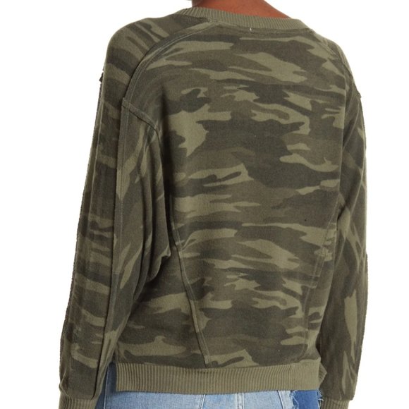 Sweet Romeo Camo Pullover - Picture 2 of 6